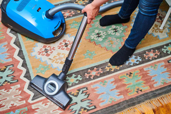 “How to Clean a Rug,” According to Apartment Therapy